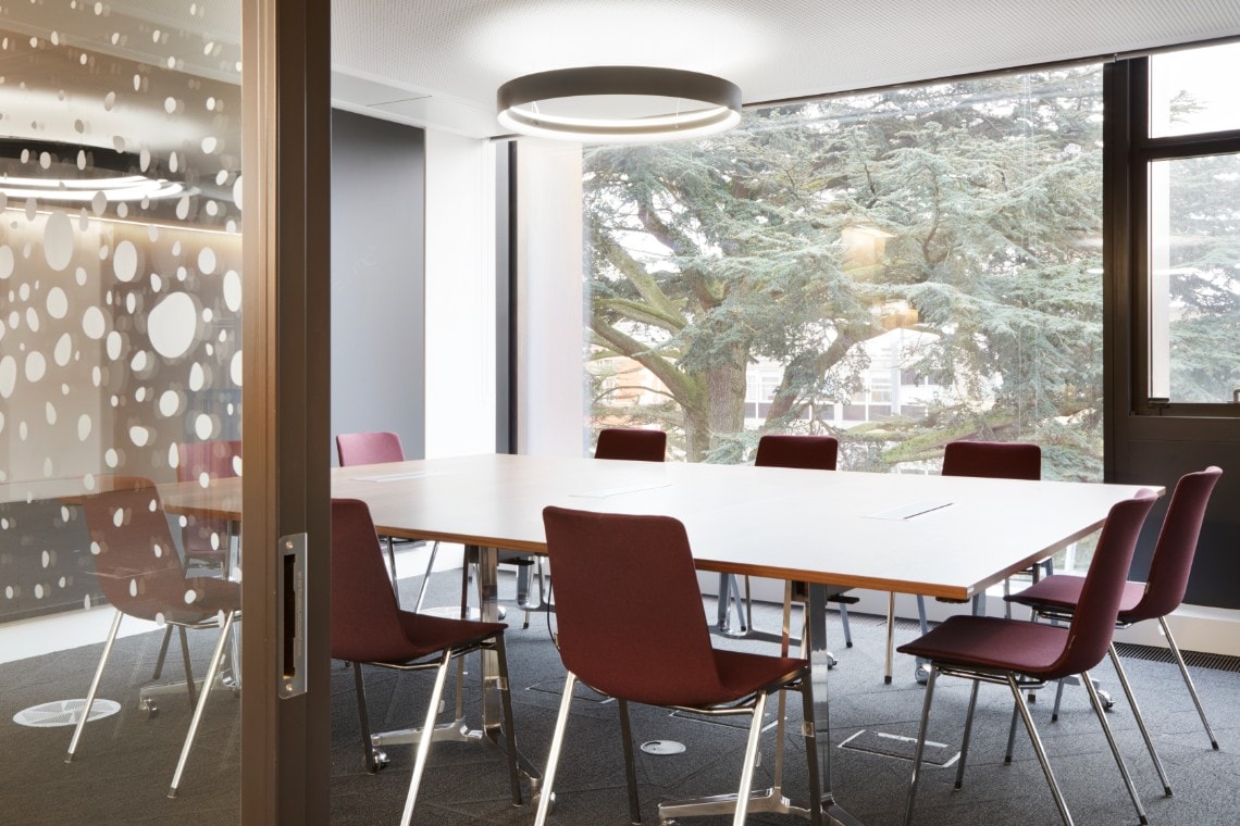 beecroft-building-meeting-room