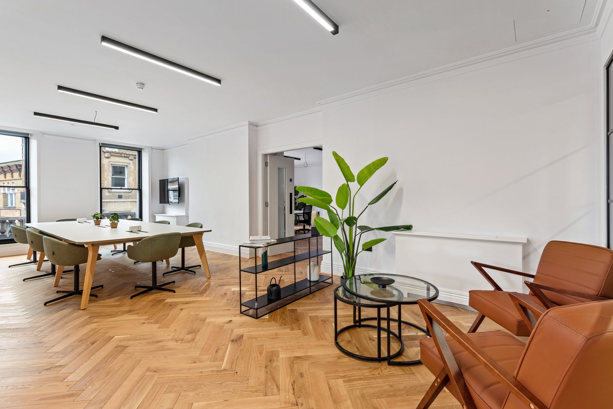 linear lighting in a meeting room