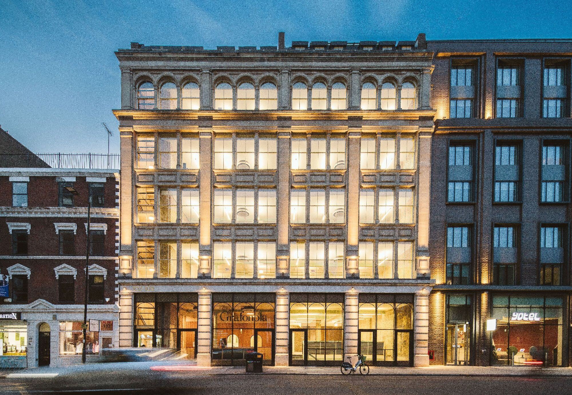 beatiful office building ~Londo