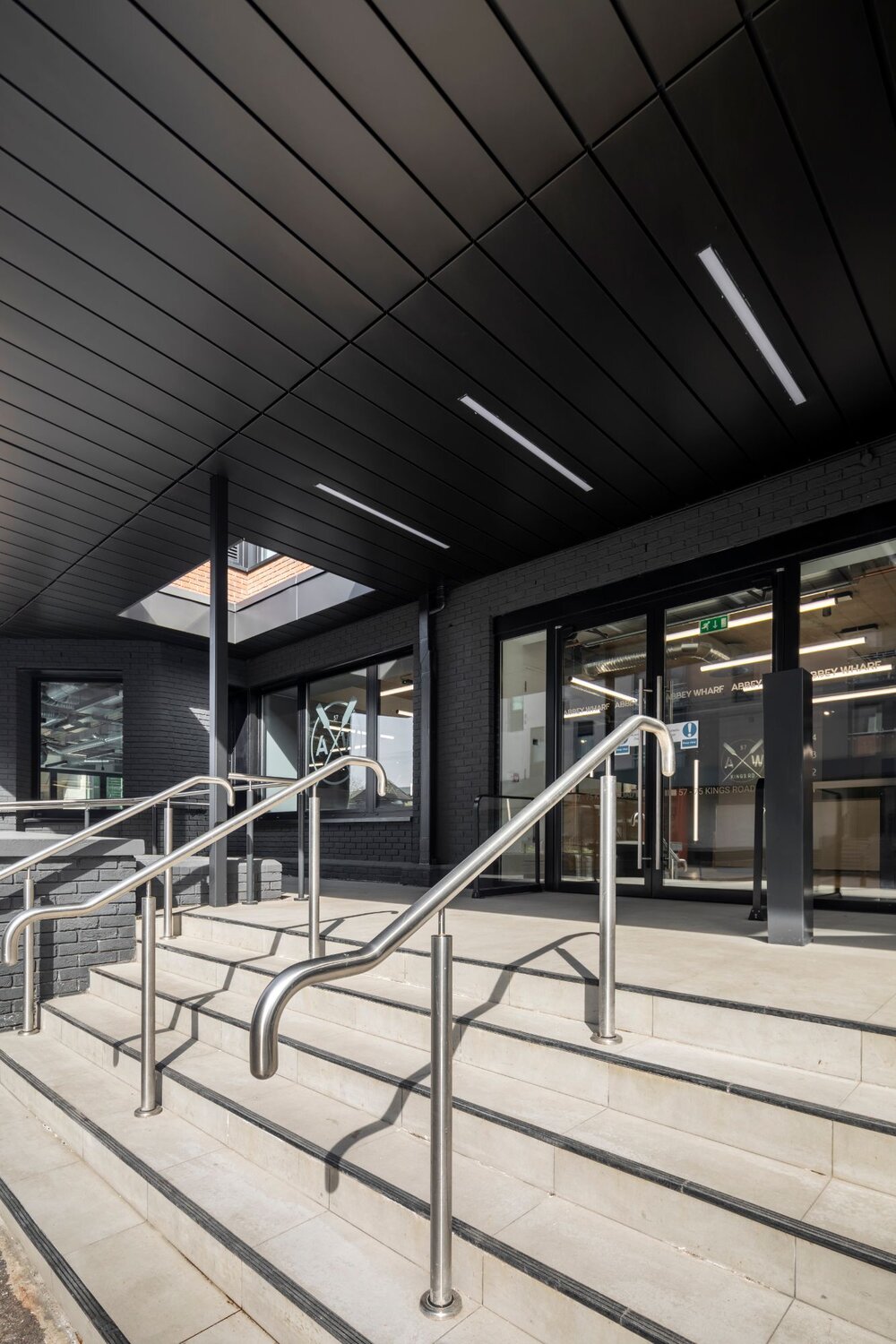 Linear lighting for outside