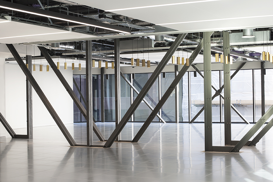 Premium city CAT A office fitout with an industrial feel at 80 Cannon Street, London.