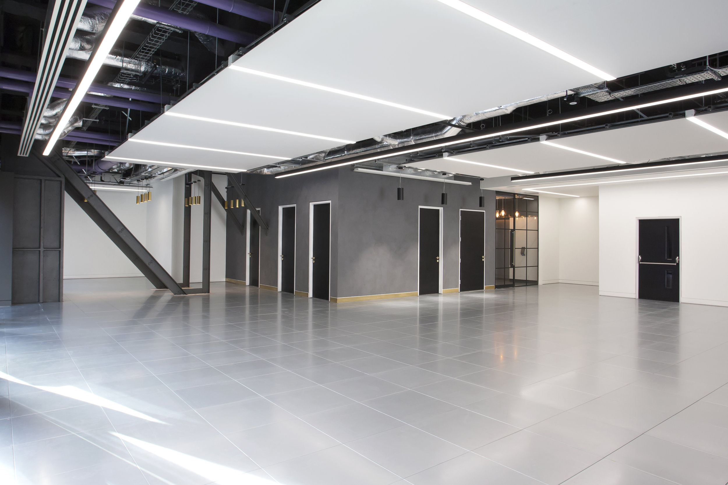 Premium city CAT A office fitout with an industrial feel at 80 Cannon Street, London.