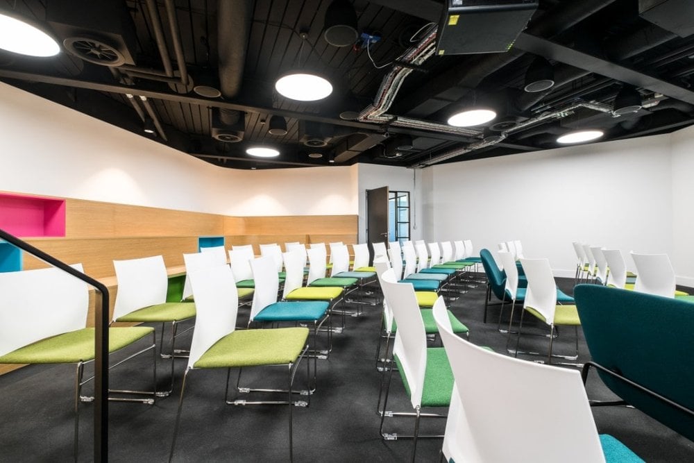 Office lighting for a trendy fast-paced CAT B fitout at Skyscanner HQ, London.