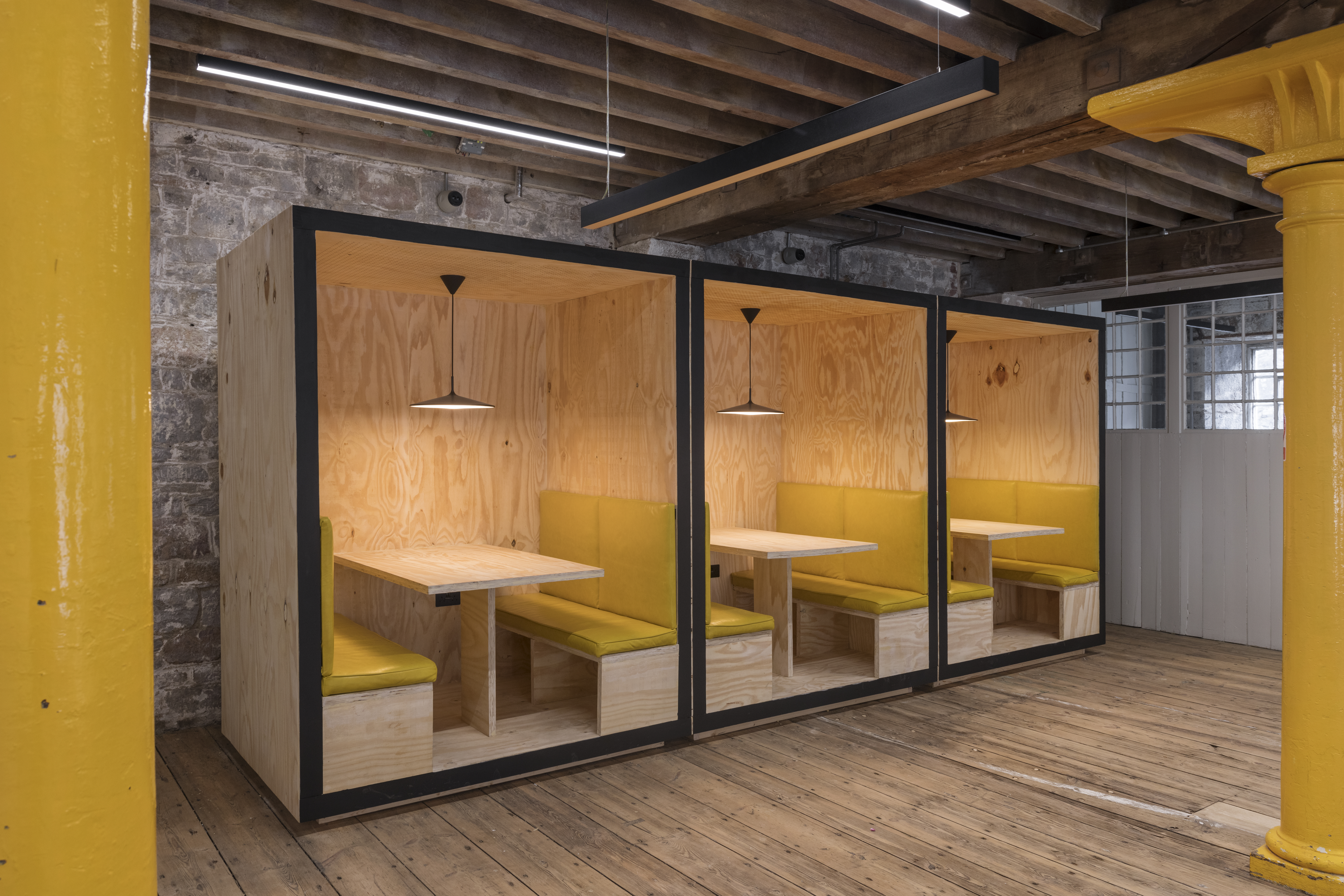 Melville Work Pods